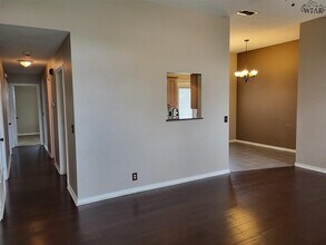 404 Swenson St in Burkburnett, TX - Building Photo - Building Photo
