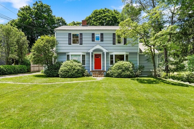 property at 23 Turkey Hill Rd N