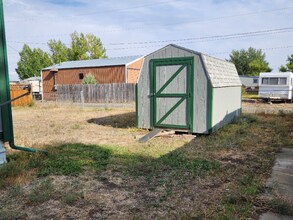407 W Jefferson St in Three Forks, MT - Foto de edificio - Building Photo