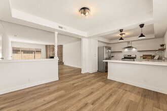 100 N El Molino St, Unit C in Alhambra, CA - Building Photo - Building Photo