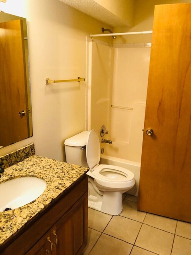 4428 Adam Ave in Lawrence, KS - Building Photo - Building Photo