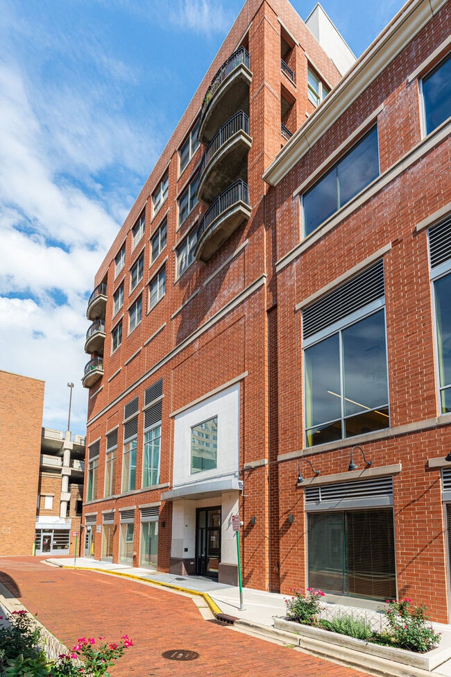 property at 1124 Lake St