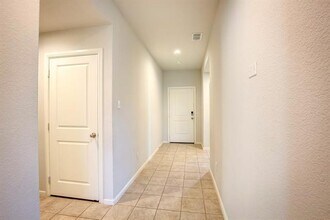 16513 Milwaukee St in Justin, TX - Building Photo - Building Photo