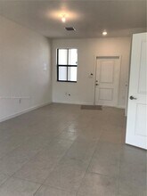 13102 SW 232nd Ln in Princeton, FL - Building Photo - Building Photo