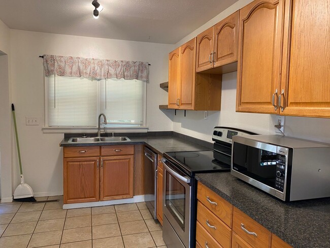 407 E 18th Ave in Spokane, WA - Building Photo - Building Photo