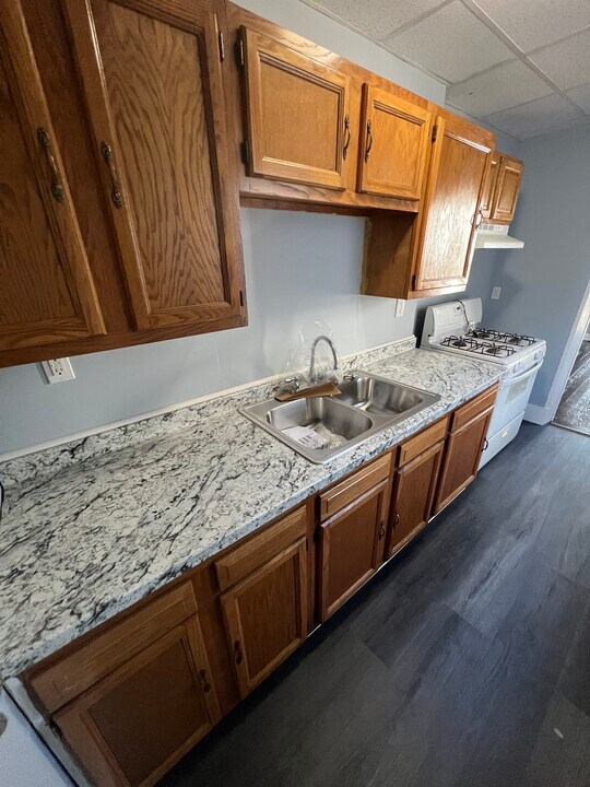 85 Deane St in New Bedford, MA - Building Photo