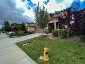 32639 Ritchart Ct in Temecula, CA - Foto de edificio - Building Photo