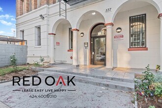 537 S Kenmore Ave in Los Angeles, CA - Building Photo - Building Photo