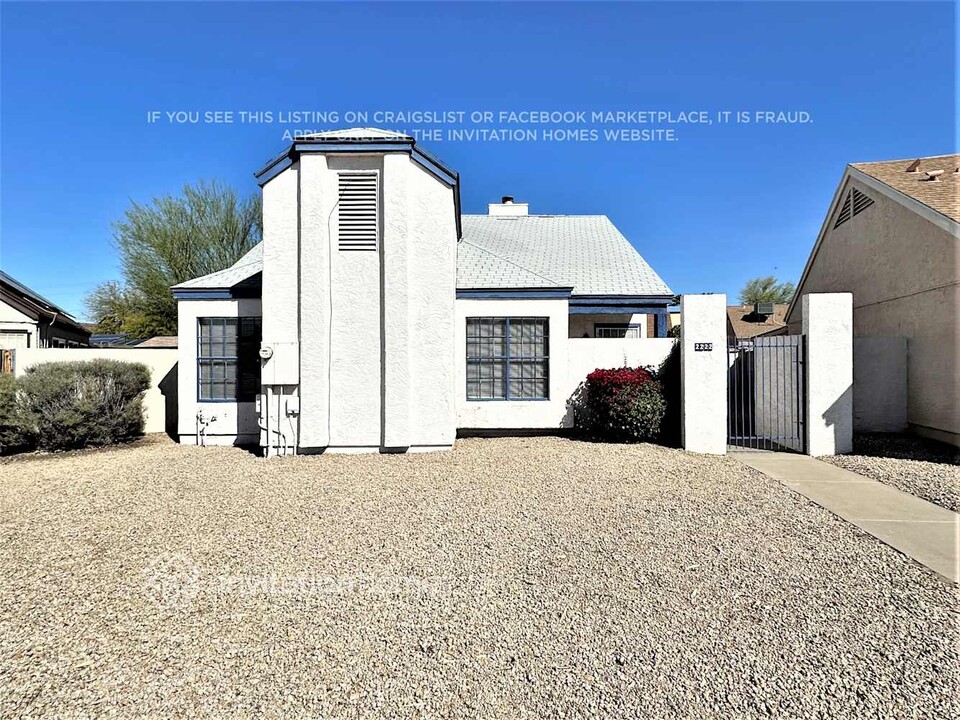 2222 W Beaubien Dr in Phoenix, AZ - Building Photo