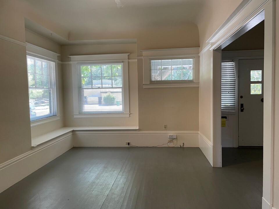 912-914 27th St in Sacramento, CA - Building Photo