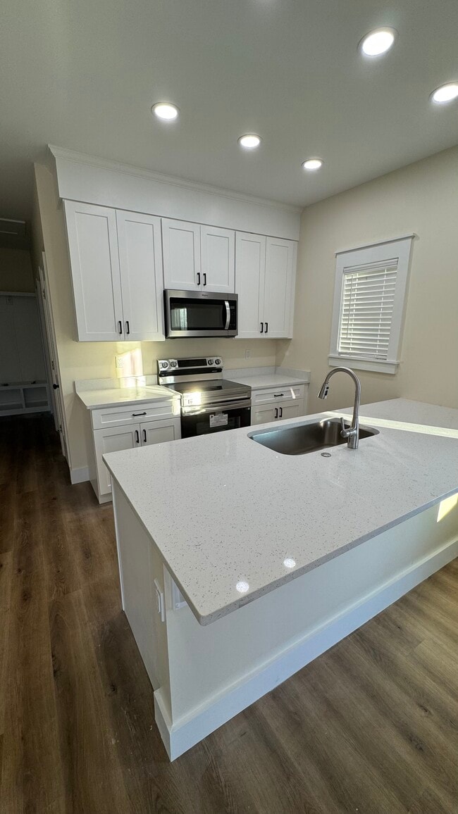 property at 1322 Fairland Ave