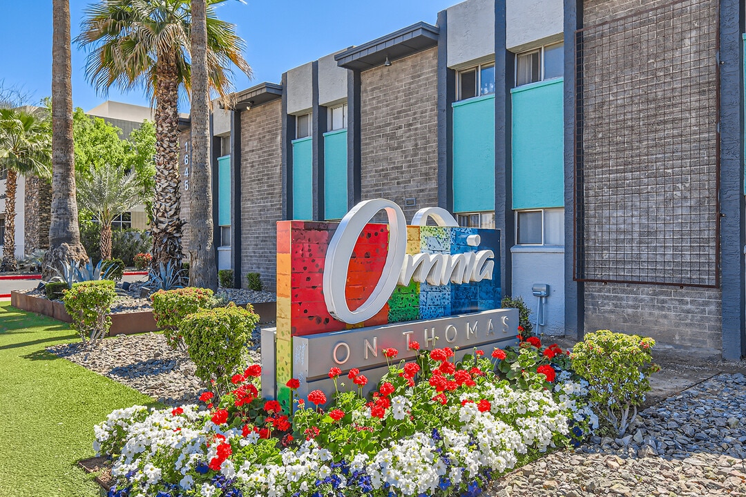 Omnia on Thomas in Phoenix, AZ - Foto de edificio