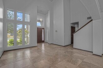 5528 Somerville St in Laredo, TX - Building Photo - Building Photo