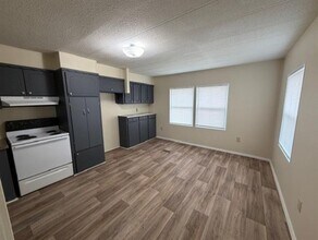 1811 Highland Cir in Springtown, TX - Building Photo - Building Photo