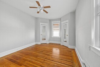 1609 W Nedro Ave in Philadelphia, PA - Building Photo - Building Photo