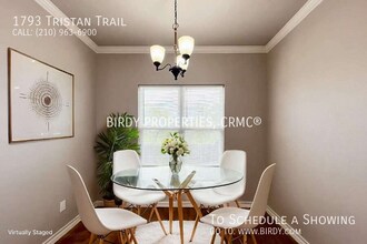 1793 Tristan Trl in New Braunfels, TX - Foto de edificio - Building Photo