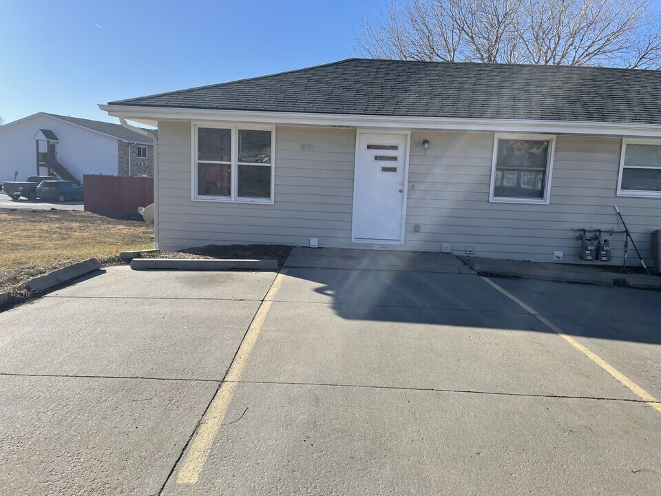 310 Galvin Rd N, Unit 3 in Bellevue, NE - Foto de edificio