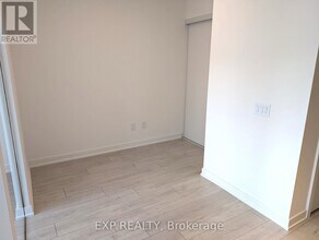 5-315 Lakeview Ave in Toronto, ON - Building Photo - Building Photo