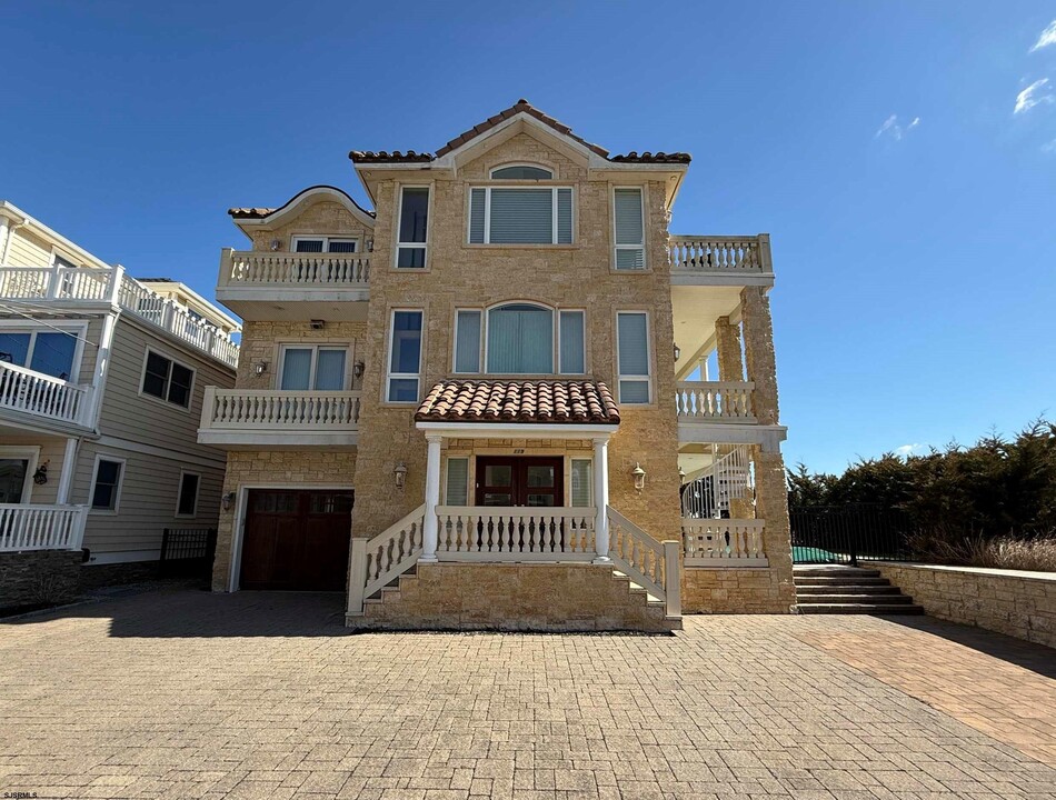 119 S Sacramento Ave in Ventnor City, NJ - Building Photo