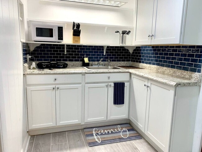 3120 Peel Ave in Orlando, FL - Building Photo - Building Photo