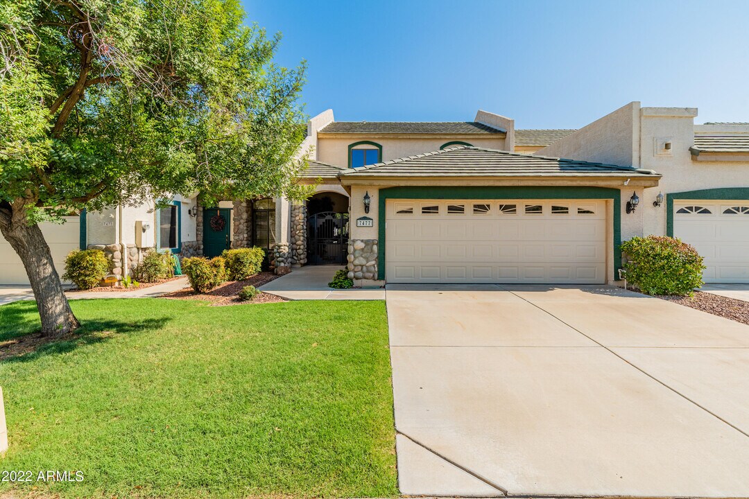 7477 W Denaro Dr in Glendale, AZ - Foto de edificio