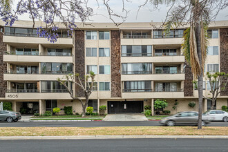 4505 California Ave in Long Beach, CA - Building Photo - Building Photo