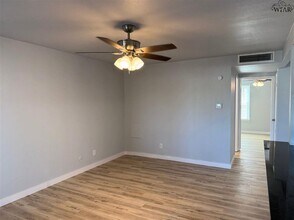 1611 Bell St in Wichita Falls, TX - Building Photo - Building Photo