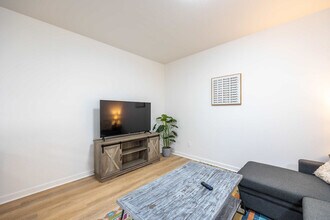 302 SW 6th St in Bentonville, AR - Building Photo - Building Photo