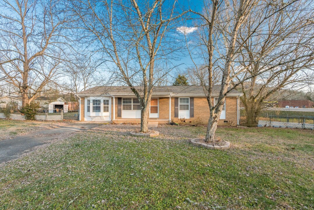 15 Lind Plz in Oak Ridge, TN - Building Photo