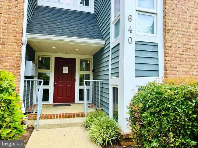 640 Oakland Hills Dr in Arnold, MD - Building Photo - Building Photo