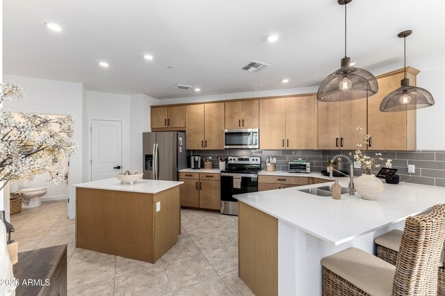 property at 2511 W Queen Creek Rd