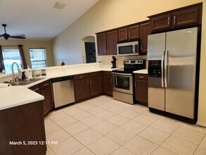 3672 SW Carmody St in Port St. Lucie, FL - Building Photo - Building Photo