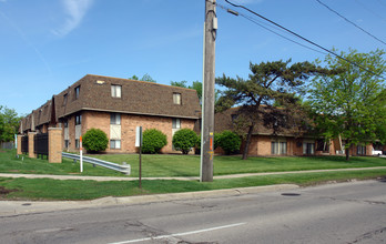 Tamarack Creek in Toledo, OH - Foto de edificio - Building Photo