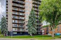 Riverview Manor in Edmonton, AB - Building Photo - Building Photo