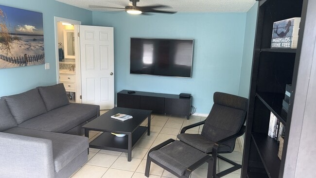 206 10th St in St. Augustine, FL - Building Photo - Building Photo