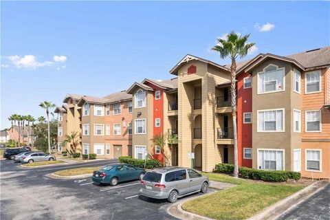 2200 Key W Ct in Kissimmee, FL - Building Photo