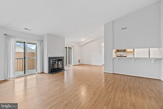 1119 Castle Harbor Way in Glen Burnie, MD - Building Photo - Building Photo