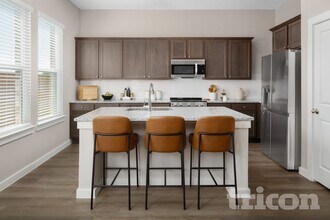 202 Ledburn Ct in Saginaw, TX - Building Photo - Building Photo