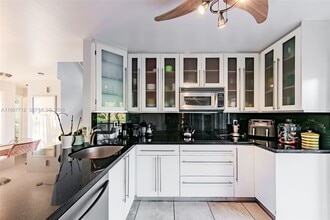 165 NW 85th Ct in Miami, FL - Building Photo - Building Photo