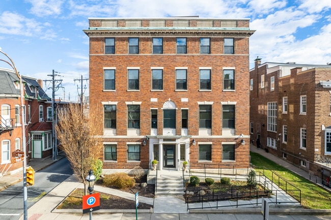 528 N New St in Bethlehem, PA - Foto de edificio - Building Photo