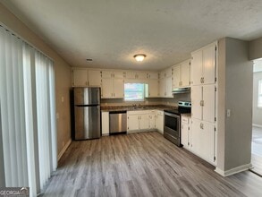 1653 Pinedale Cir NW in Conyers, GA - Building Photo - Building Photo