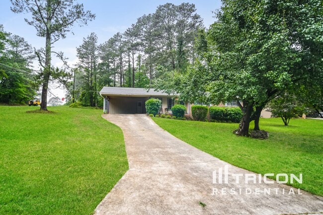 property at 102 Springwood Valley Rd