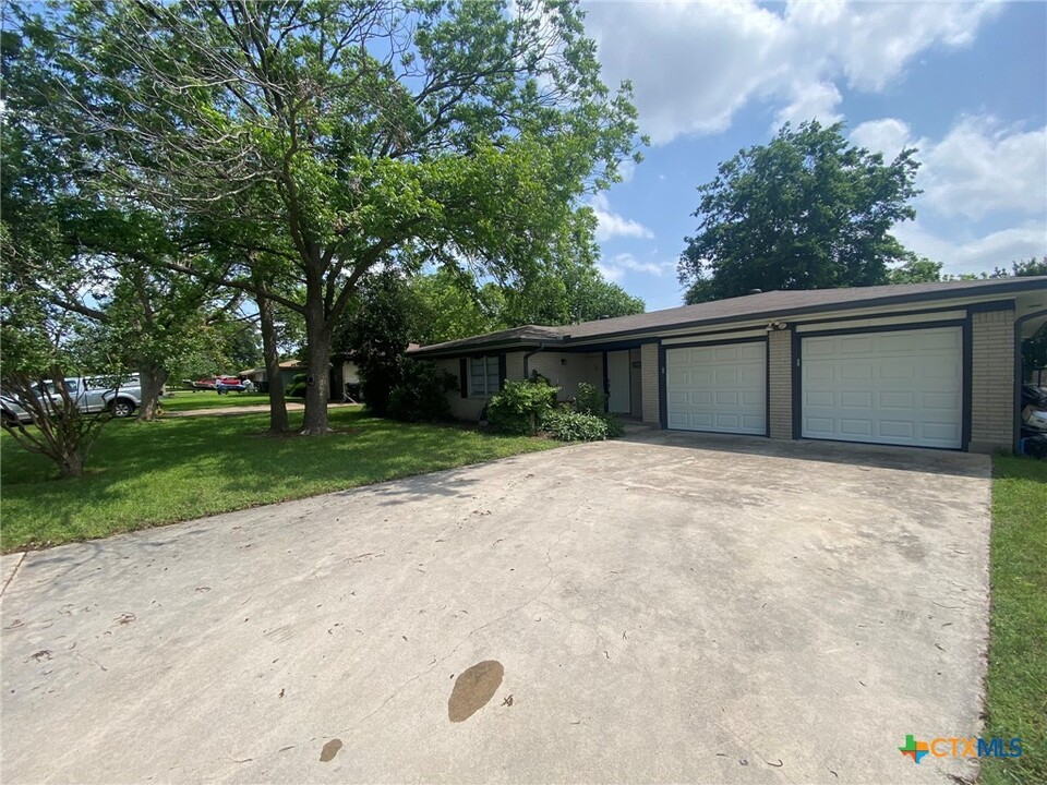 2701 Scott Blvd in Temple, TX - Building Photo