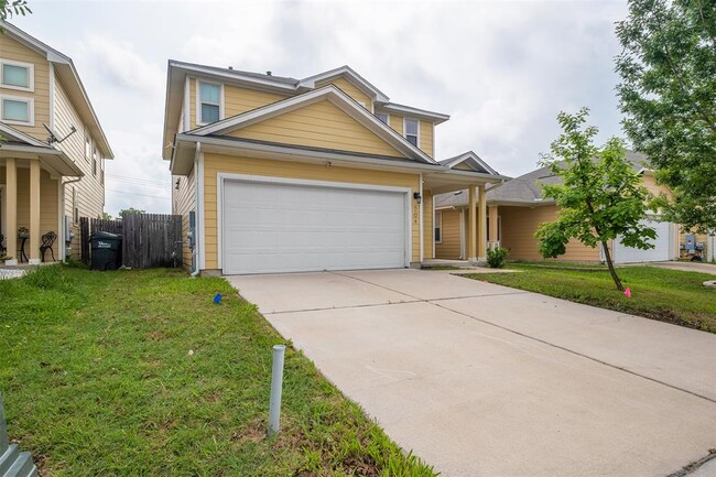504 Twisted Oaks Ln in Buda, TX - Building Photo - Building Photo