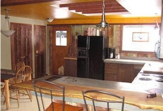 16384 Skyliners Rd in Bend, OR - Building Photo - Building Photo