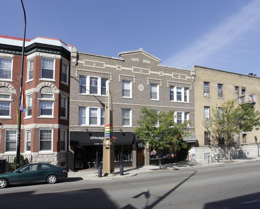 3418 N Halsted St in Chicago, IL - Foto de edificio