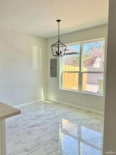 5318 N Crown Point in Pharr, TX - Building Photo - Building Photo