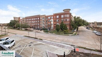 1950 Winrock Blvd, Unit 1483 in Houston, TX - Building Photo - Building Photo