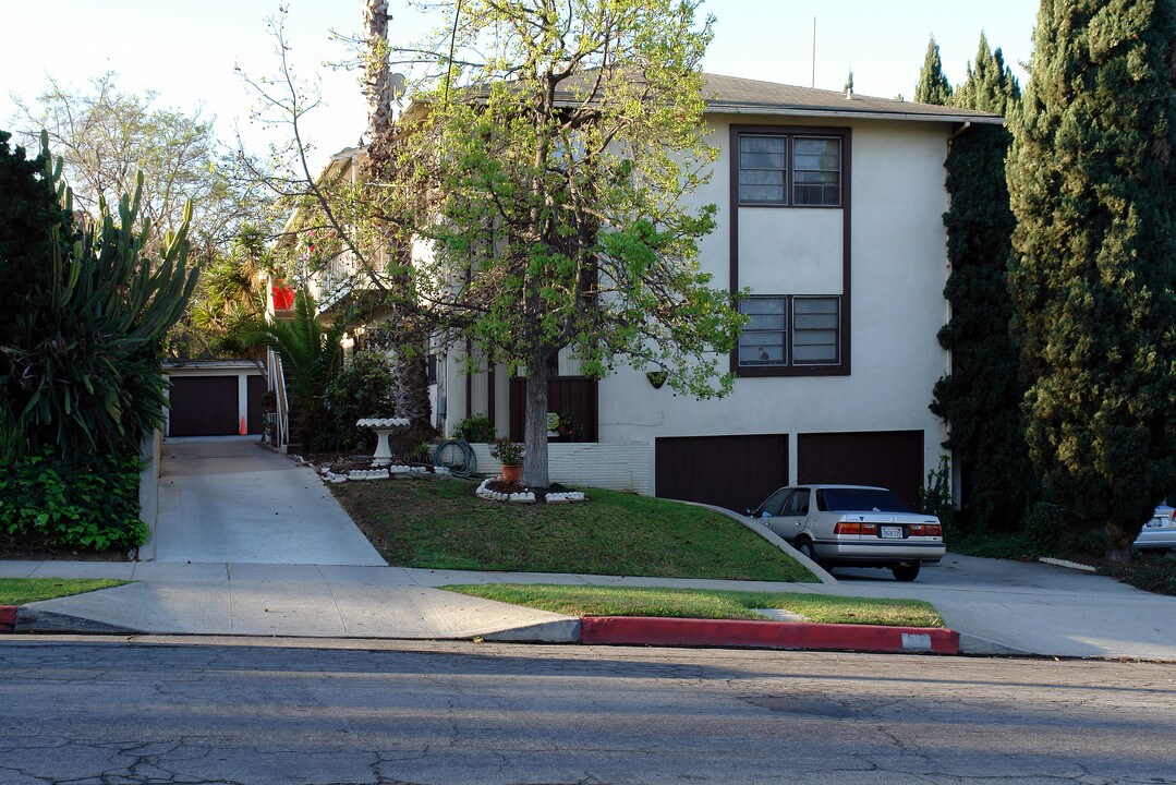 612 E Queen St in Inglewood, CA - Foto de edificio