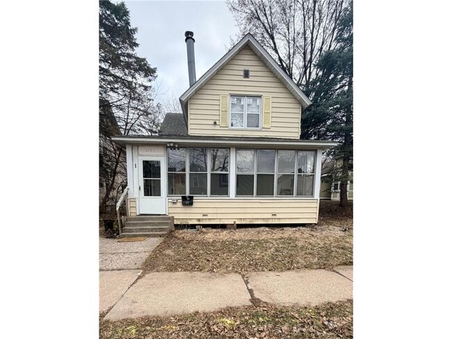 property at 1030 Reaney Ave E